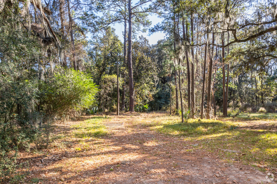 5235 Ogeechee Rd, Savannah, GA for sale - Building Photo - Image 1 of 14