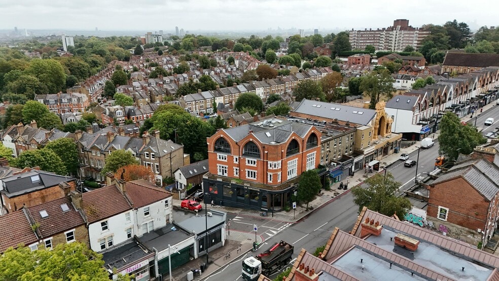 206 Archway Rd, London for sale - Building Photo - Image 2 of 11