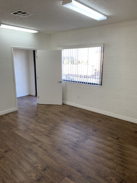 3975 W Quail Ave, Las Vegas, NV for rent - Building Photo - Image 3 of 7