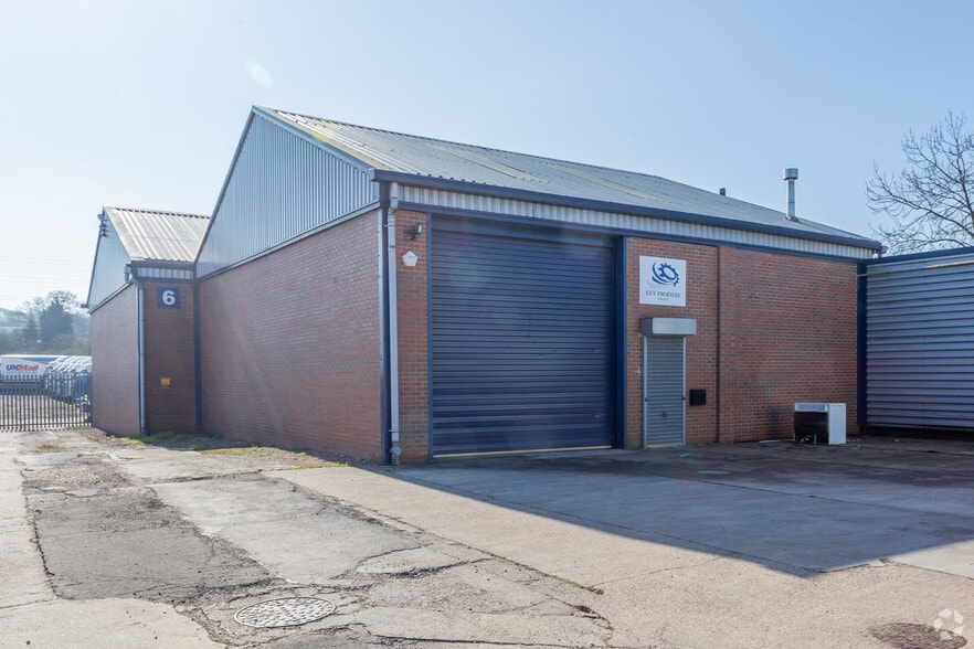 239 Torrington Ave, Coventry for sale - Primary Photo - Image 1 of 1