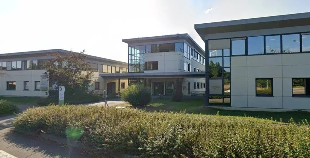 Location Bureaux 110 m² - Photo 1