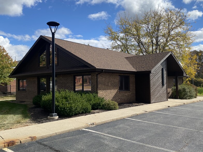 4622 E State Blvd, Fort Wayne, IN for rent - Building Photo - Image 2 of 17