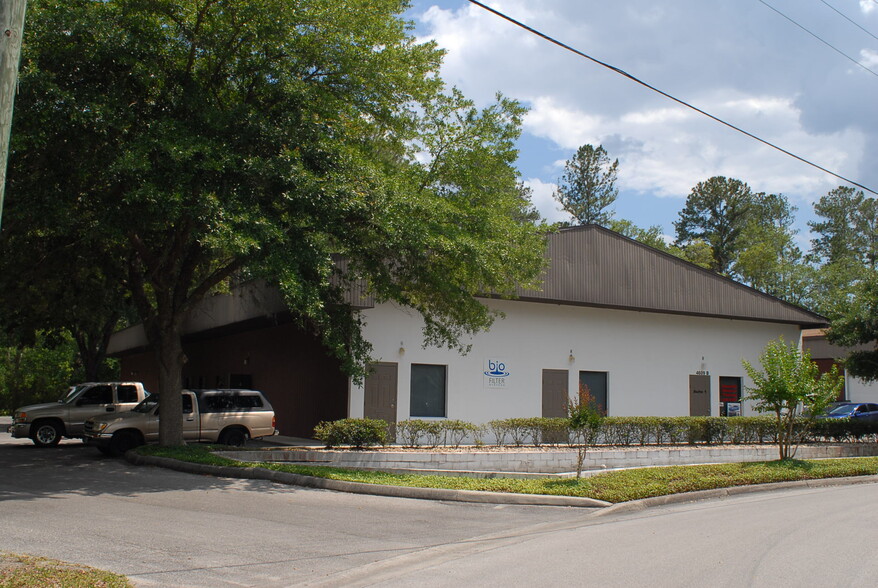 4609 NW 6th St, Gainesville, FL for sale - Building Photo - Image 1 of 1