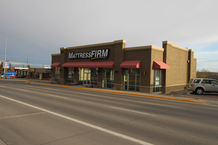 1001 10th Ave S, Great Falls, MT for rent - Building Photo - Image 1 of 13