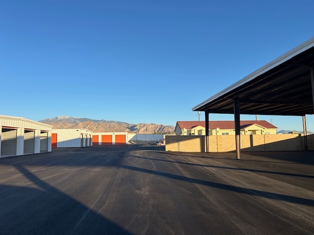 2530 Commerce st, Pahrump, NV for sale - Building Photo - Image 1 of 15