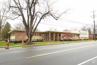 909 Abbott Rd, East Lansing, MI for sale Primary Photo- Image 1 of 1