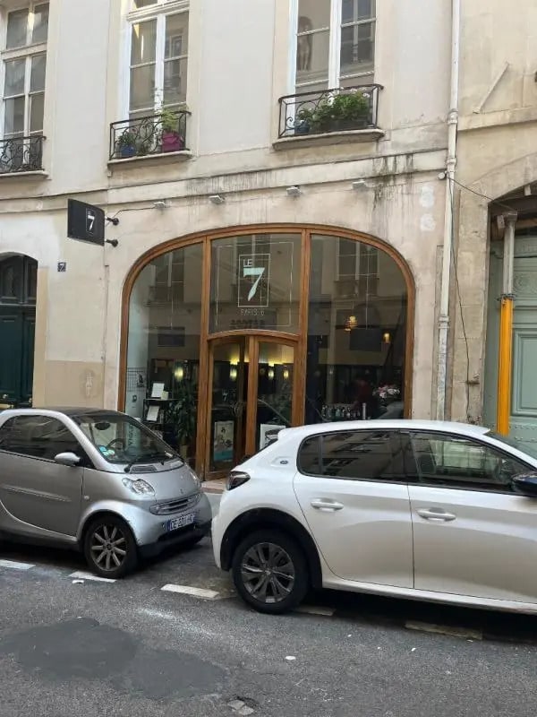 Location Commerce 76 m² - Photo 1