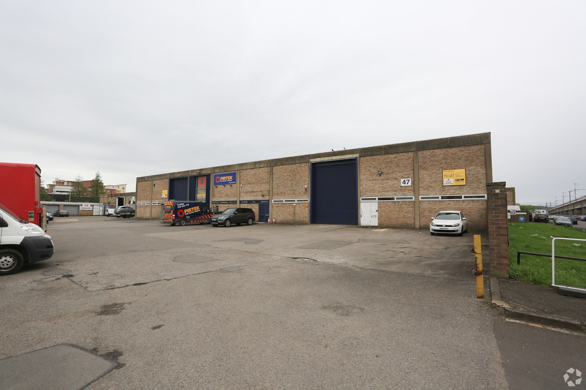 47-57 Loverock Rd, Reading for sale Primary Photo- Image 1 of 1