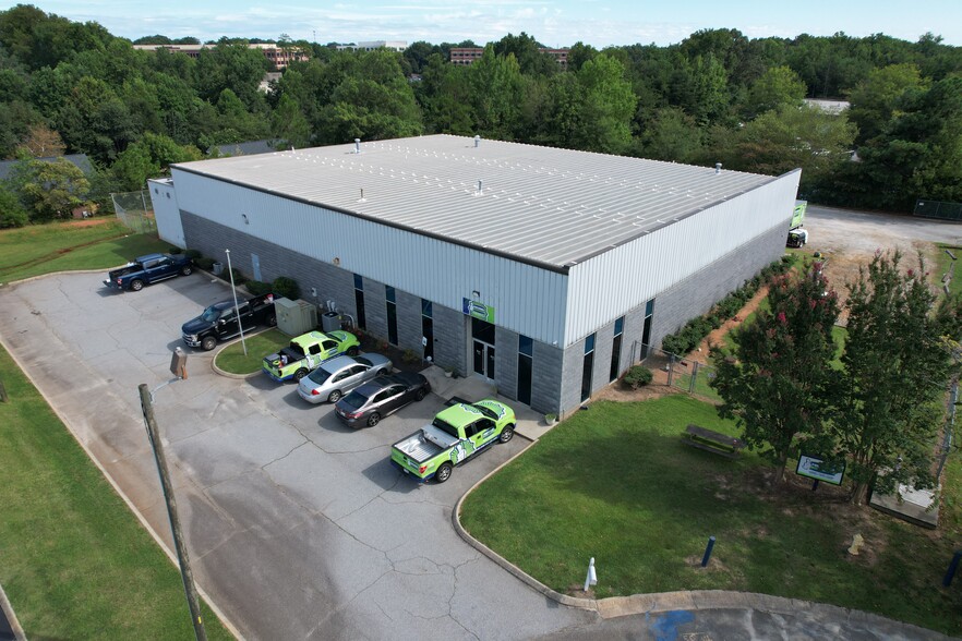 11 Task Industrial Ct, Greenville, SC for sale - Building Photo - Image 1 of 9