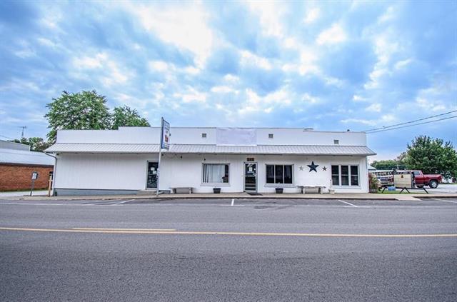 245 Main St, Sacramento, KY for sale - Primary Photo - Image 1 of 1