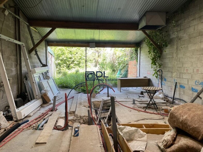 Industrial in L'HAY-LES-ROSES for sale - Building Photo - Image 2 of 4