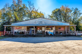 122 Court St, Waynesboro, MS for sale Building Photo- Image 1 of 1