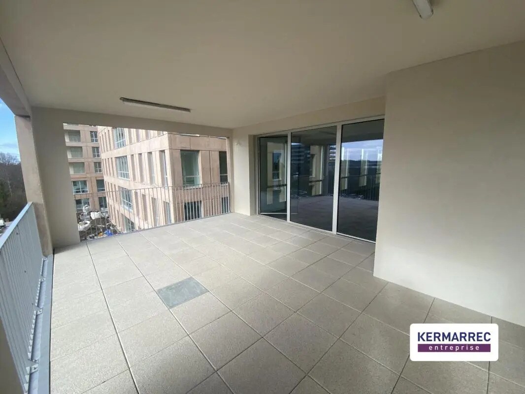 Office in Saint-Jacques-de-la-Lande for sale Building Photo- Image 1 of 8