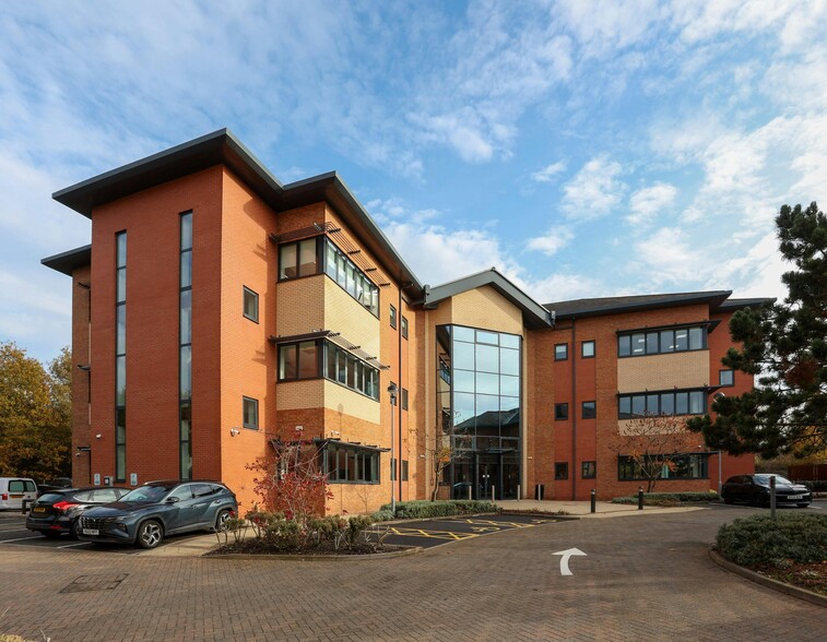 1 Broadlands, Wolverhampton to rent - Building Photo - Image 2 of 21