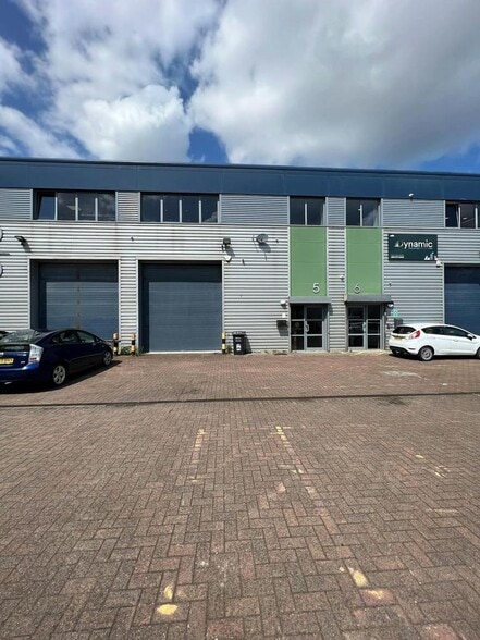 Platinum Rd, Manchester to rent - Building Photo - Image 3 of 16