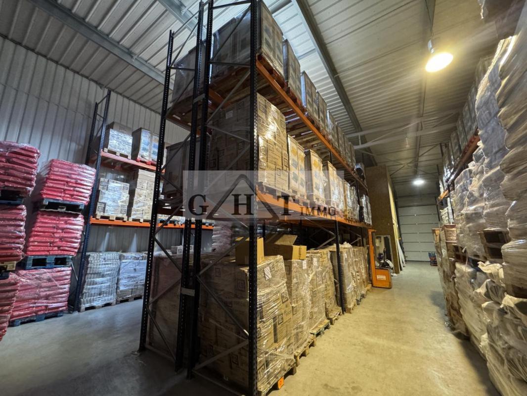 Industrial in Valenton for sale Interior Photo- Image 1 of 6