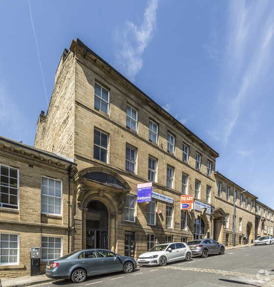 7 Burnett St, Bradford for sale - Primary Photo - Image 1 of 6