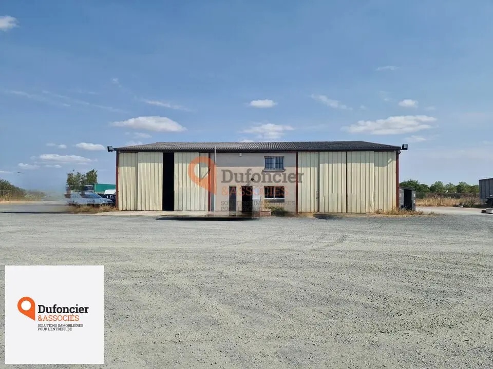 Vente Entrepôt 400 m² - Photo 1