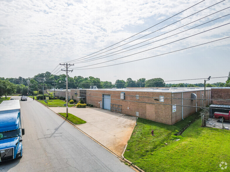 615 Industrial Ave, Salisbury, NC for sale - Primary Photo - Image 1 of 1