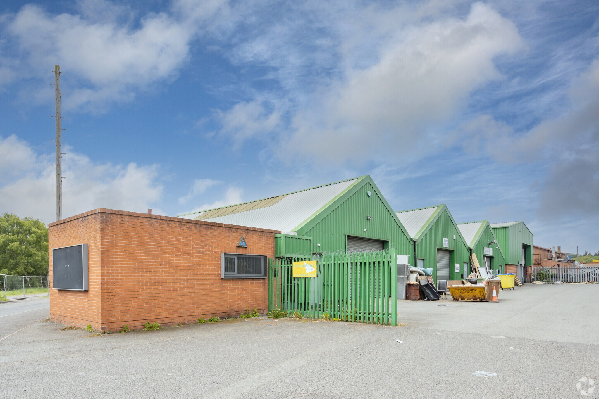 Thornleigh Trading Estate, Dudley to rent Building Photo- Image 1 of 6