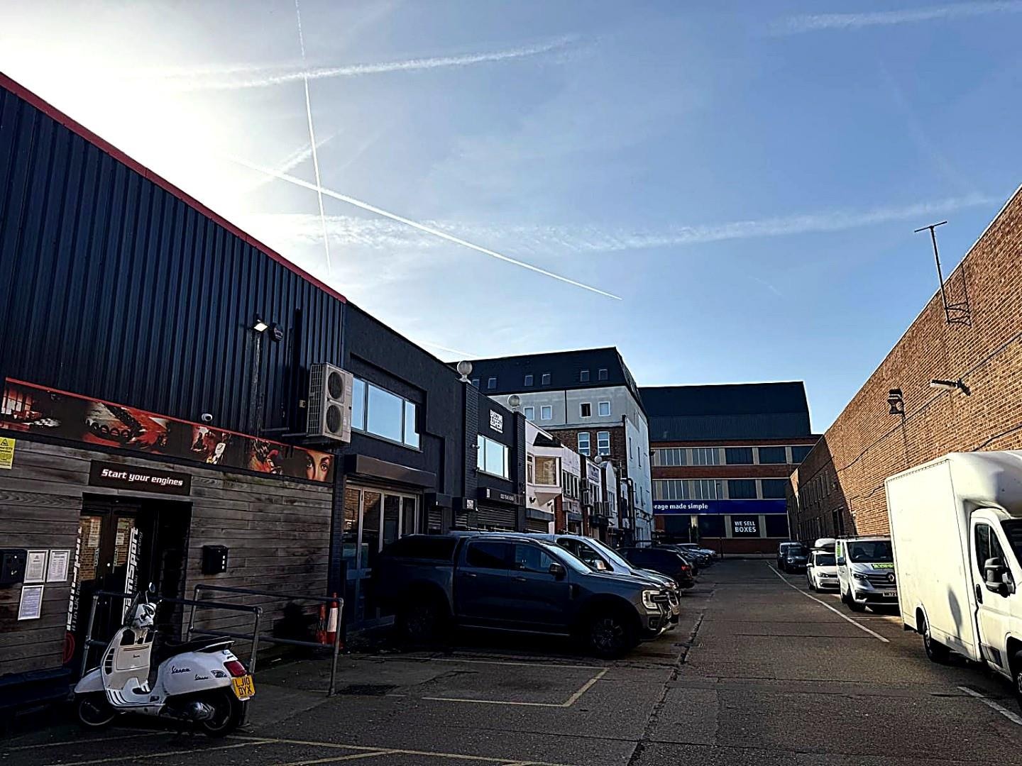 Allied Way, London to rent Primary Photo- Image 1 of 3