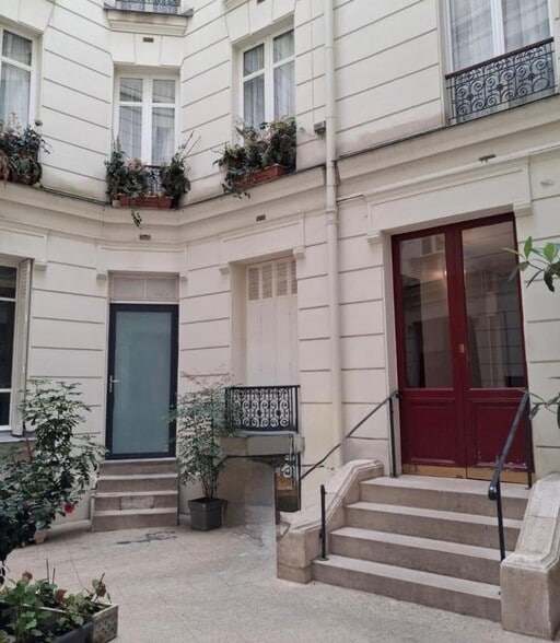 Office in Paris for sale - Building Photo - Image 2 of 4