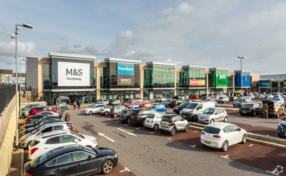 Walkden Retail Park, Manchester for rent - Building Photo - Image 3 of 4