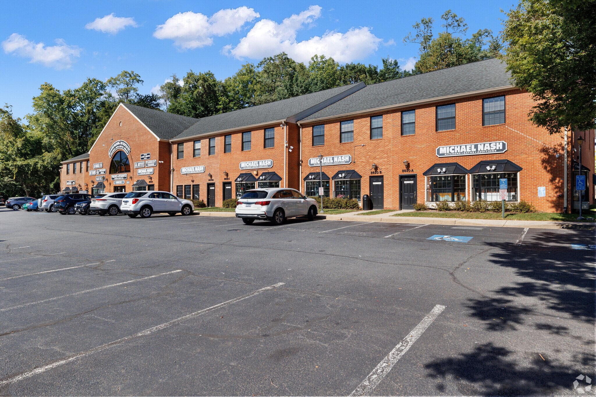 8626-8630 Lee Hwy, Fairfax, VA for sale Building Photo- Image 1 of 1