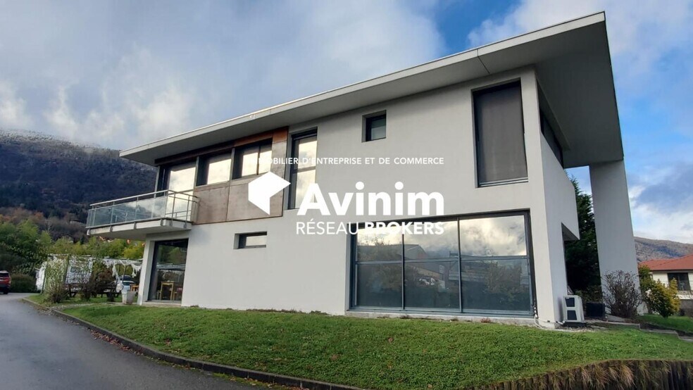 Office in Sevrier for sale - Building Photo - Image 2 of 12