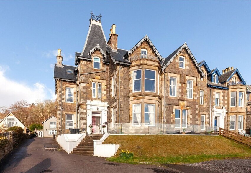 Corran Esplanade, Oban for sale - Primary Photo - Image 1 of 1