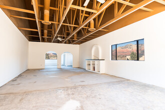 671 Highway 179, Sedona, AZ for rent Building Photo- Image 1 of 5