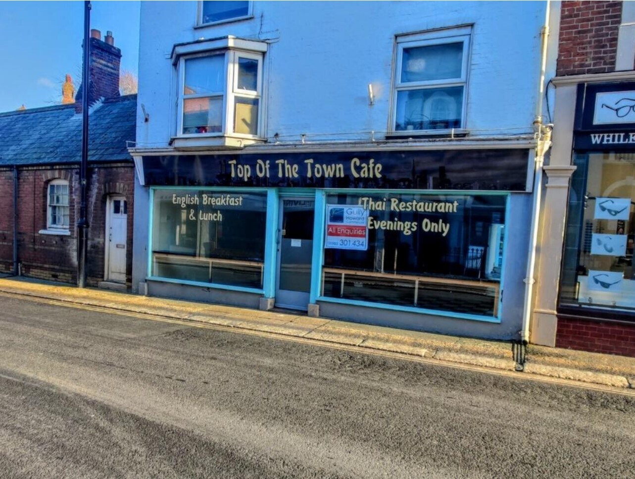 81 High St, Newport for sale Primary Photo- Image 1 of 1