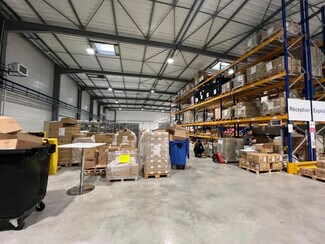 More details for Mixed-use to Rent