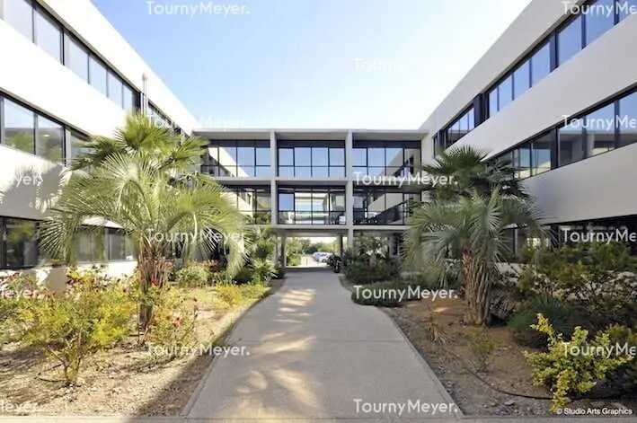 Office in Pérols to rent Lobby- Image 1 of 3