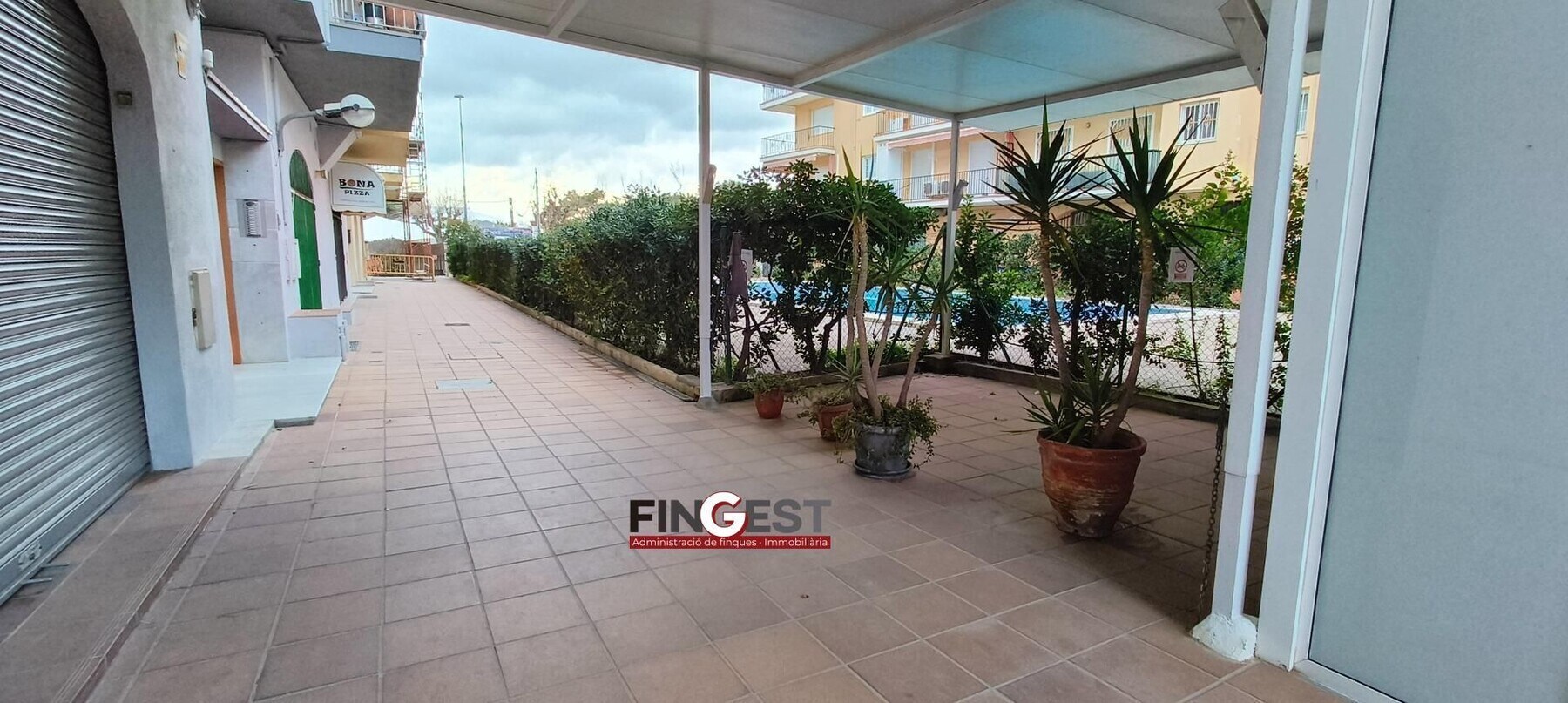 Blanes, GER 17300 - Unit - - - Interior Photo - Image 2 of 7