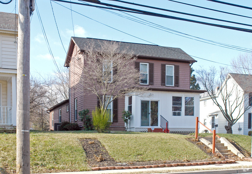 448 Main St, Reisterstown, MD for sale - Primary Photo - Image 1 of 1