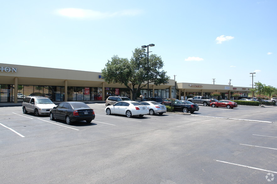 3305-3399 Wurzbach Rd, San Antonio, TX for rent - Building Photo - Image 2 of 6