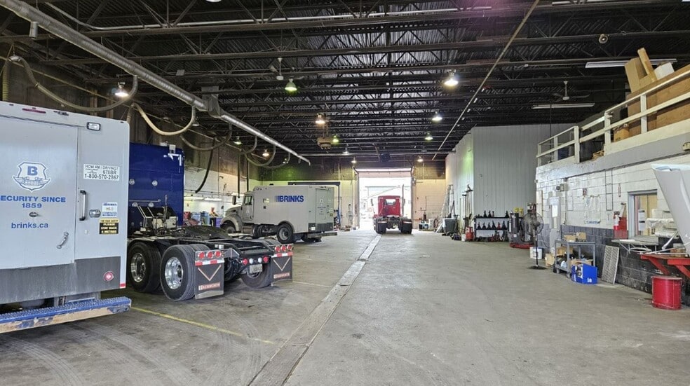 191 Dalton Ave, Kingston, ON to rent - Building Photo - Image 3 of 5