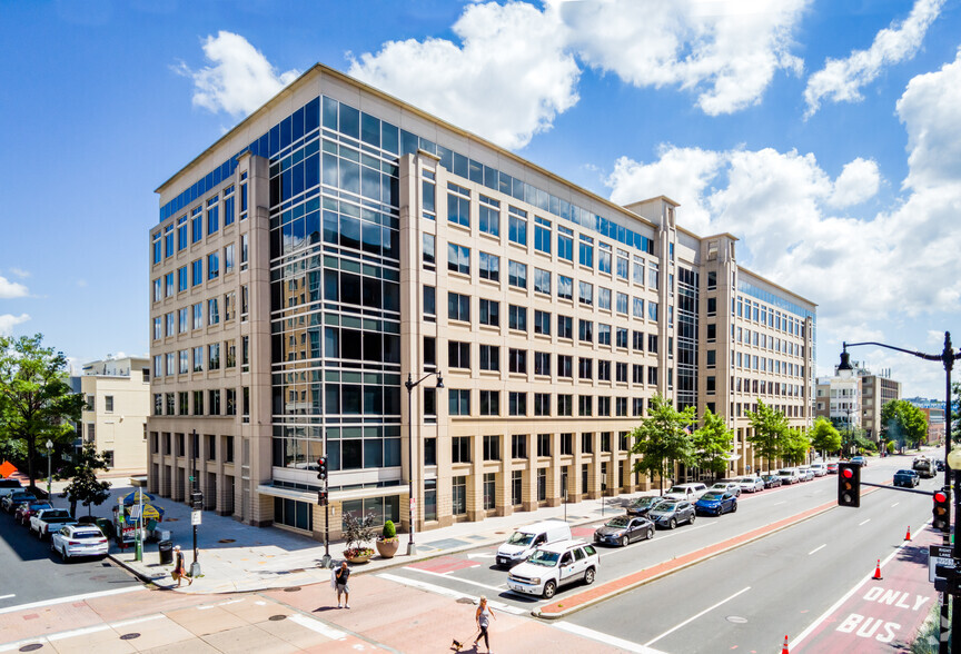 300 M St SE, Washington, DC for rent - Building Photo - Image 2 of 3