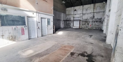 Riverway Industrial Estate, Trowbridge to rent Interior Photo- Image 2 of 2