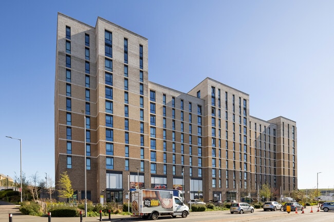 More details for Kimpton Rd, Luton - Retail to Rent