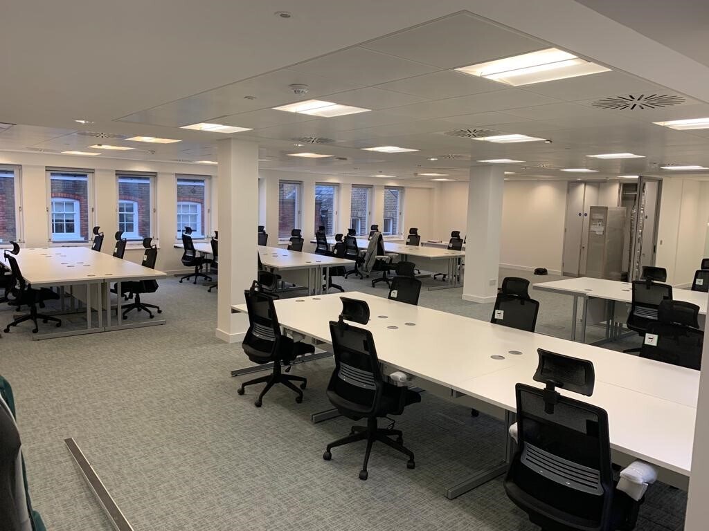 21 The Green, Richmond for sale Interior Photo- Image 1 of 1