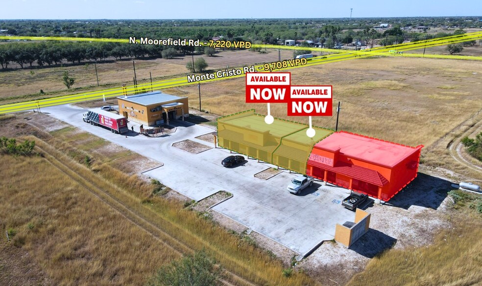 Retail in Edinburg, TX for rent - Building Photo - Image 1 of 8