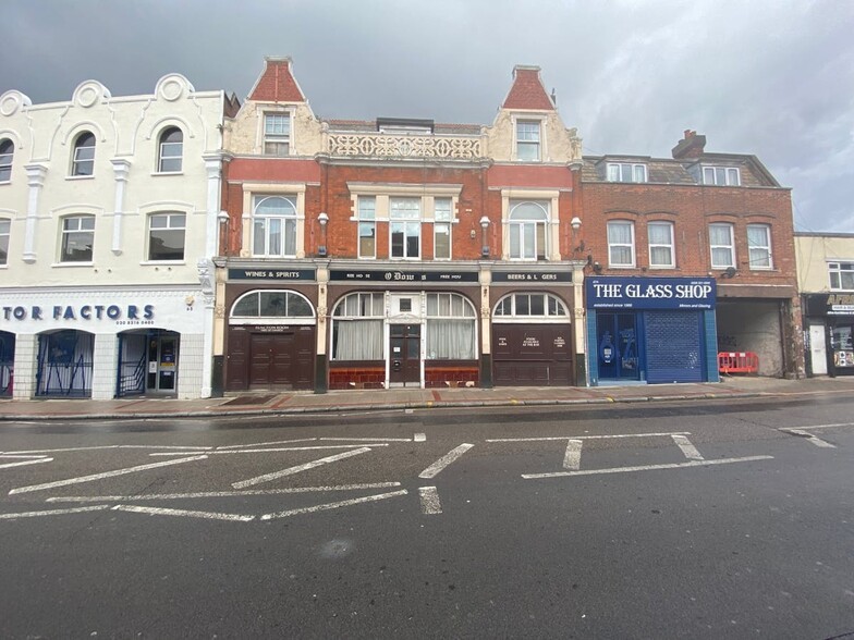 67 Plumstead High St, London for rent - Building Photo - Image 1 of 2