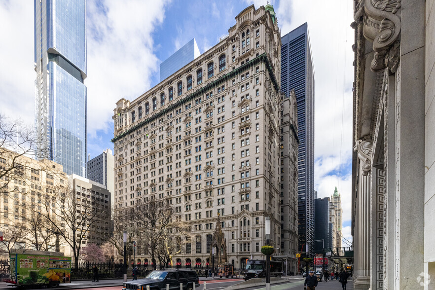 111 Broadway, New York, NY for rent - Building Photo - Image 1 of 79