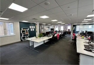 9 Castle Sq, Brighton to rent Interior Photo- Image 2 of 6