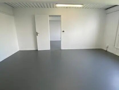 261 Rue De Rosny, Montreuil to rent - Building Photo - Image 2 of 7