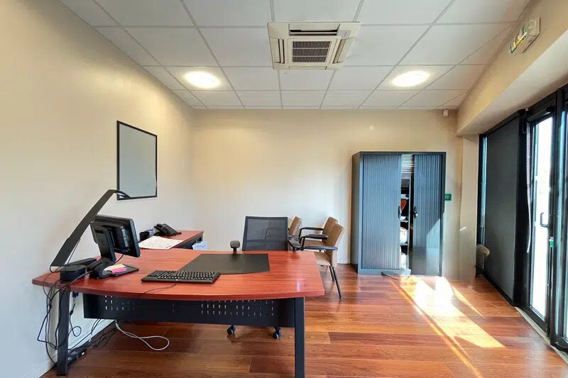 Office in Montpellier to rent - Interior Photo - Image 3 of 10