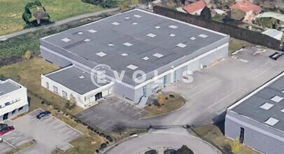 120 Impasse De La Balme, Saint-Priest, RHO - Aerial map view