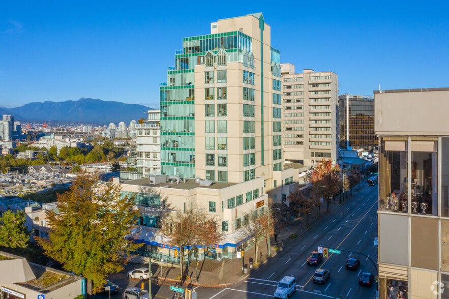 777 W Broadway, Vancouver, BC for rent - Building Photo - Image 1 of 5